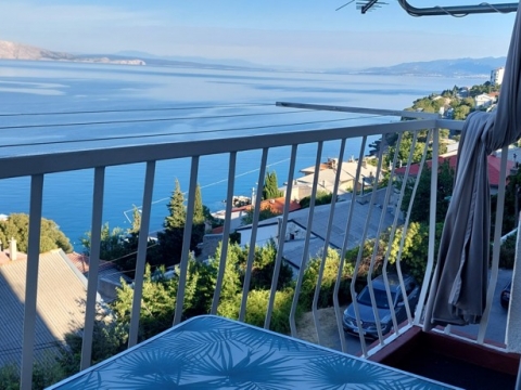 Kod 5120°° Senj, app. 2+kk, 200m od moře